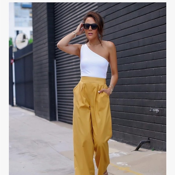 The Drop Women's Payton Asymmetric Fitted One-Shoulder Top White Size Medium - Picture 3 of 10